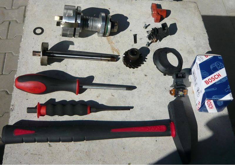 Datei:Zündverteiler zerlegen.JPG